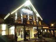 The Waterside Pub Grill