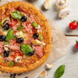 Pizza Hollywood
