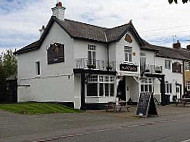 Peal O' Bells Pub, Holt