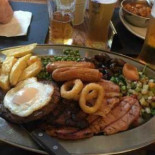 The Three Horseshoes