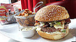 Chez Pinch, Burgers Plat Du Jour