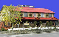 Salt Spring Inn Restaurant