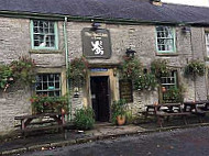 Red Lion At Litton