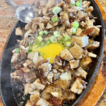 Tita Mia's Filipino Cafe