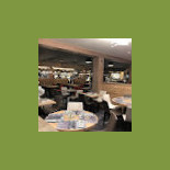 Le Terrasse Café