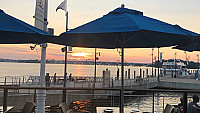 McLoone's Pier House National Harbor