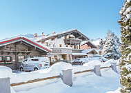 Dorf-Alm - Cafe-Restaurant