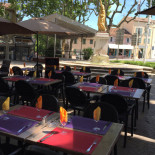 Le Grand Cafe