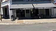 Cafe De La Paix