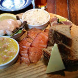 Cholmondeley Arms