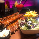 Moe's Roadhouse – Hauptbahnhof