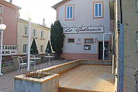 Le Galauria