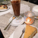 Cafe 1900