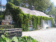 Riverside Cafe