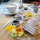 Waffel & Kaffee