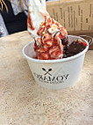 Yomaro Frozen Yogurt