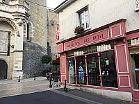 Cafe des Arts