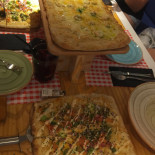 Kilómetros De Pizza