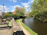 Roaches Lock Inn