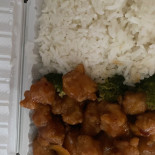 Q's Asian Cafe