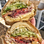 Ike's Love Sandwiches