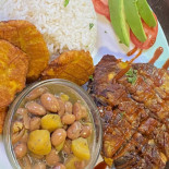 Más Que Pollo