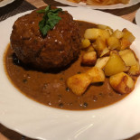 Hausener Dorfkrug Pia Gremm Winzen E.k.
