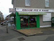 Brook Pie And Mash