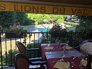 Les Lions du Val