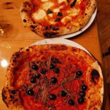 Del Tufo La Vera Pizza Napoletana