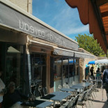 Le Caveau Du Chai D'uzes