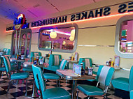 Tommy Mel's Carrefour