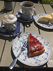 Nadjas Kleiner Kuchen- Und Kaffee-garten