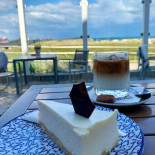 Holyharbour Café Grill