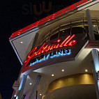 Splitsville Dining Room