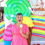 B.candy