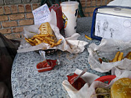 P T's Olde Fashioned Grille