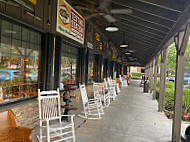 Cracker Barrel Old Country Store