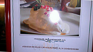 Red Apple Cafe