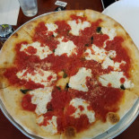 Roberto's Pizza