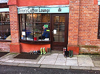 Ashton's Coffee Lounge