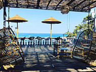 AkwabÔ Beach
