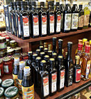 Vinnola's Italian Market