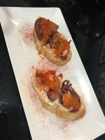 Pincho De Pulpo En La Lola