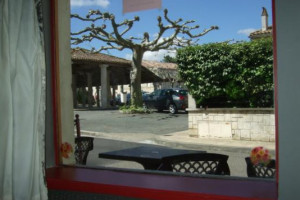 Cafe Lou Drot