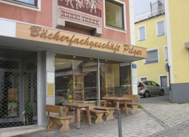 Café Im Bäckereifachgeschäft Pilger