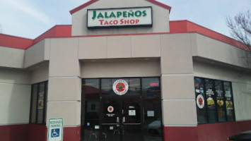 Jalapeños Taco Shop (medford)