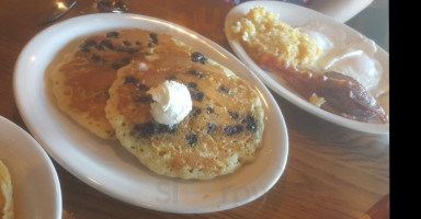 Cracker Barrel Old Country Store