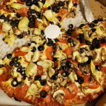 Round Table Pizza