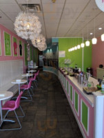 Sweet Frog Frozen Yogurt